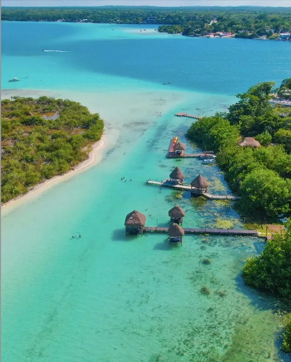 Planea tu viaje a Bacalar Visitar Bacalar en fin del año